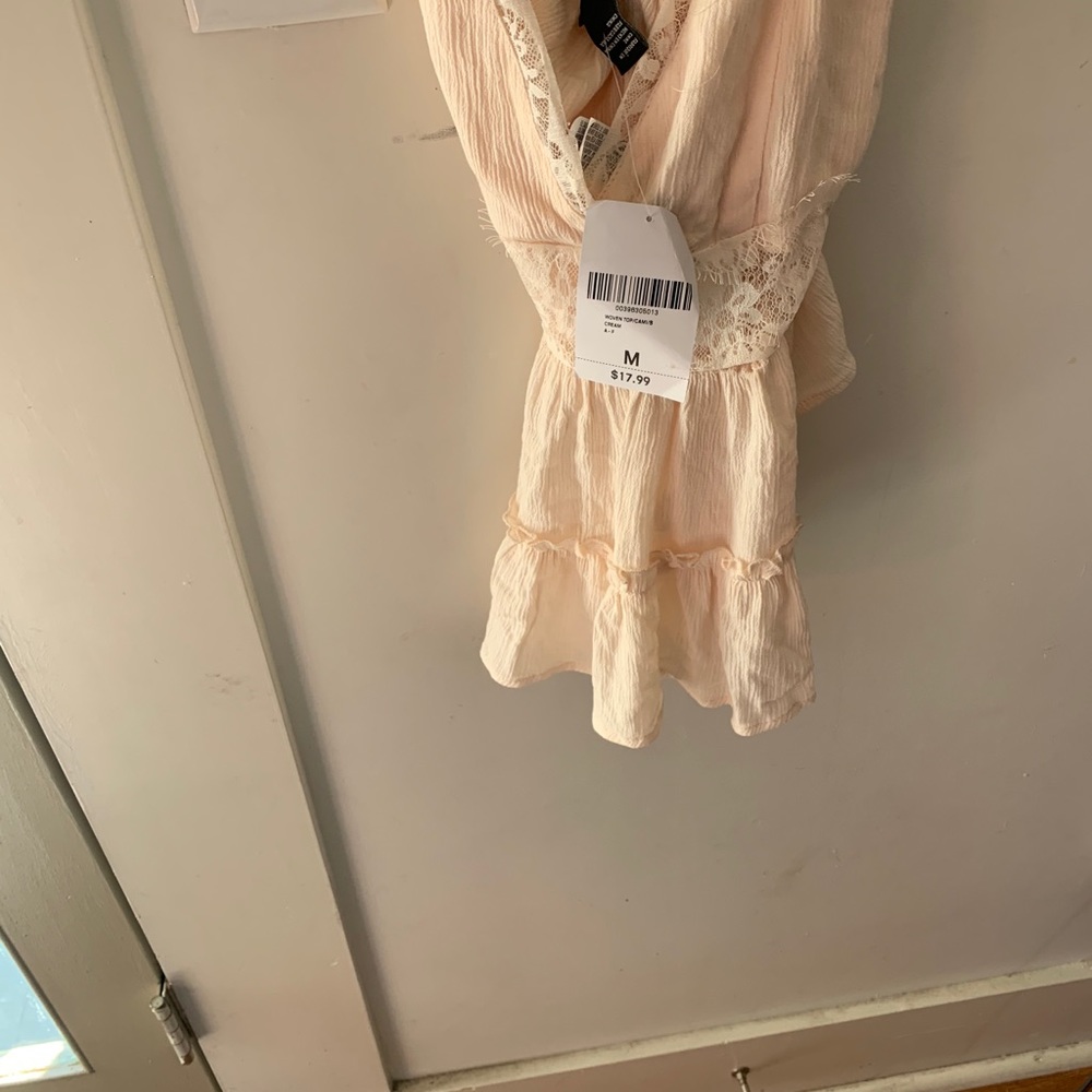 Cute beige top